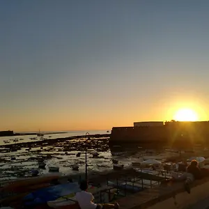 La Caleta De Wifi Apartment